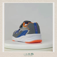 Stride Rite shoe Rotating 360 degrees