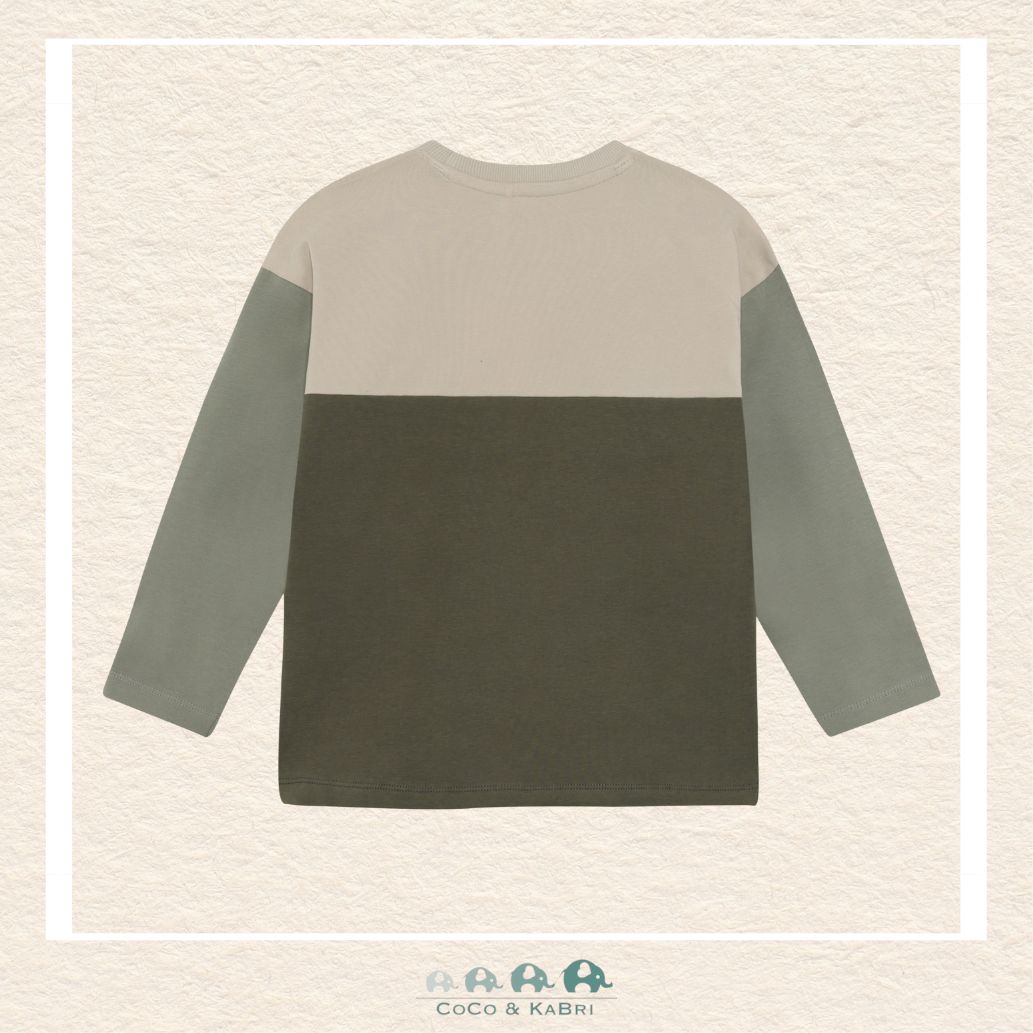 Back view of the Minymo Boys Green Shirt showing the smooth, unembellished construction and tailored athletic fit through the shoulders