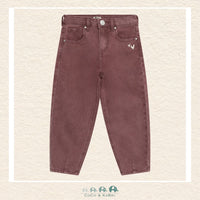 Front view of the Daily7 Girl's Barrel Fit Denim Jeans in a rich chocolate brown featuring a trendy curved leg silhouette and a comfortable high-rise waist