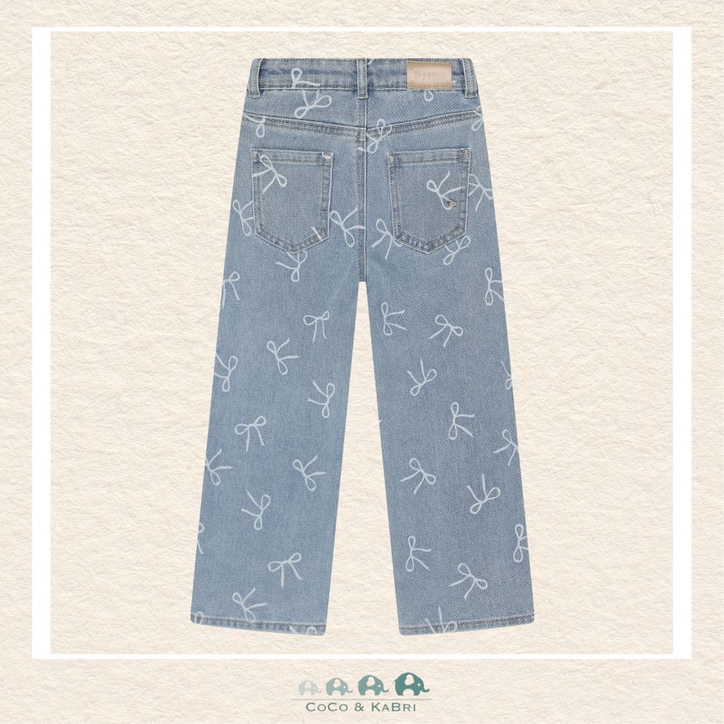 Back view of the Daily7 Wide Fit Denim showing the comfortable waistband and the clean, modern drape of the wide-leg cut