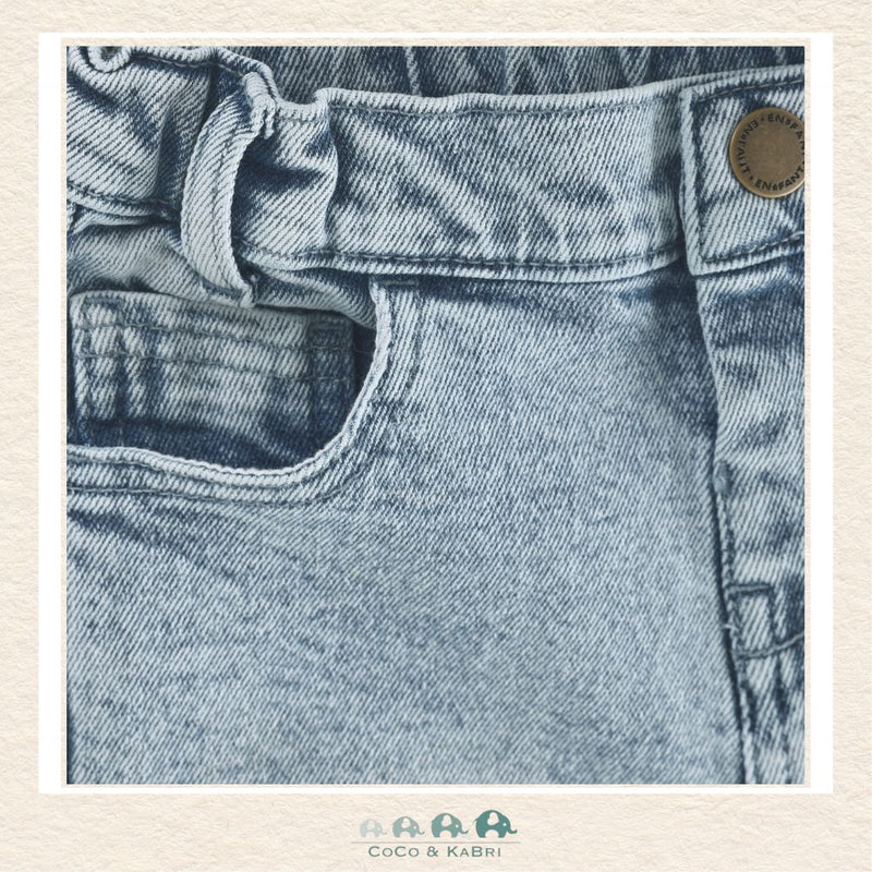 Close-up detail of the En Fant Wide Leg Denim highlighting the premium hardware, reinforced pocket stitching, and the durable, soft-touch fabric