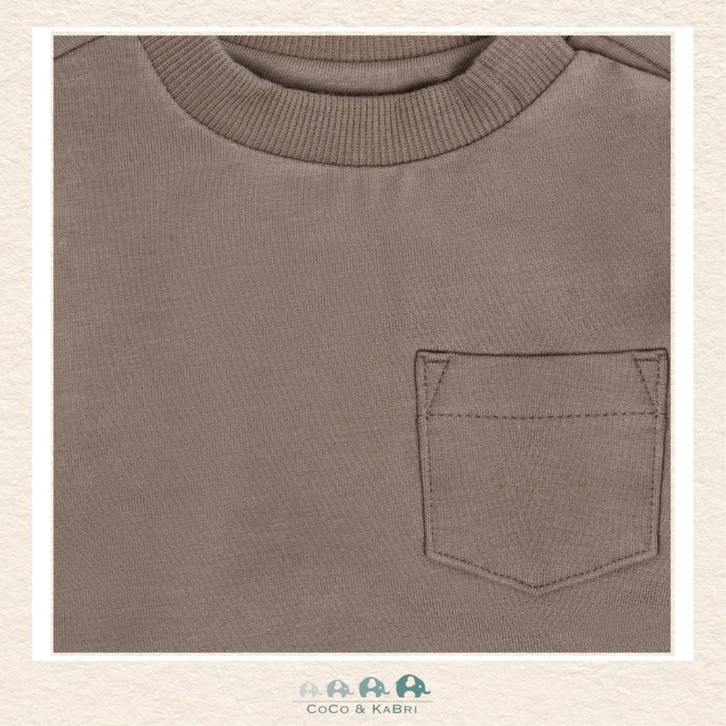 Close-up detail of the Fixoni Earthy Brown sweatshirt highlighting the premium soft-touch fabric and the gentle ribbed texture of the cuffs