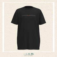 Under Armour youth boys' Wordmark Blur tee in classic Black, featuring a striking high-contrast blurred brand graphic, a comfortable crew neck, and an athletic streamlined fit | Canada