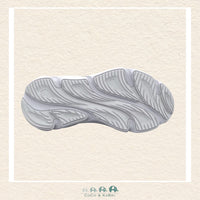Bottom view of the Rogue running shoe showing the high-abrasion rubber outsole with deep flex grooves for maximum durability and grip on gym floors and pavement | Canada